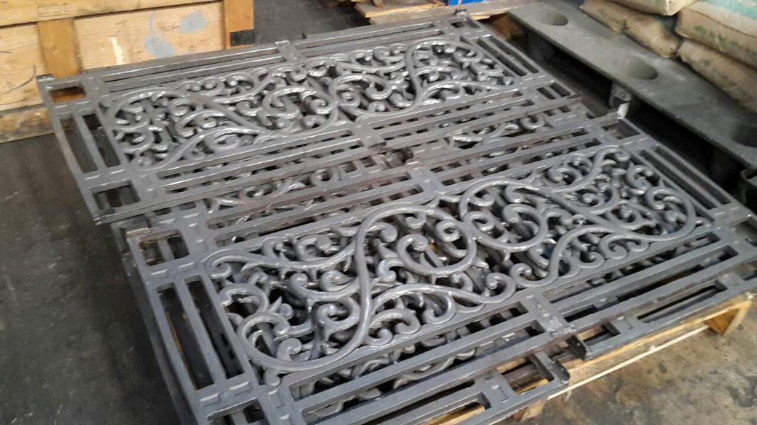 เหล็กหล่อแบบรั้วบ้าน