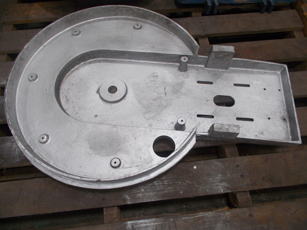 รับหล่ออลูมิเนียม ฝาครอบเครื่อง ตามแบบ casmetals.com